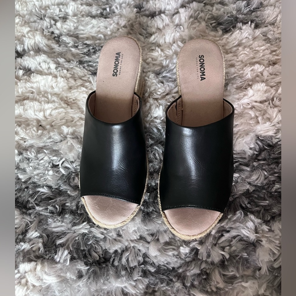 Sonoma Slip on Wedges - Picture 3 of 13